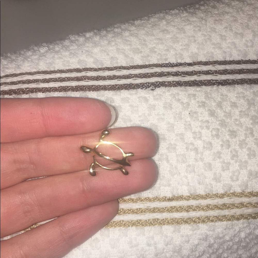 Gold turtle pendant
